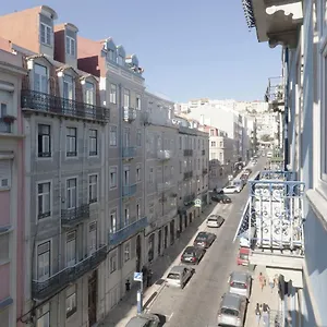 https://apartment-andrade-lisbon.hotels-lisbon-portugal.com